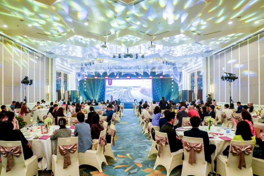The Pearl bên dòng Vàm Cỏ Đông “chạm trái tim” nhà đầu tư miền Bắc “có gu”
